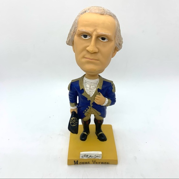 George Washington 8” Bobblehead Mount Vernon toy